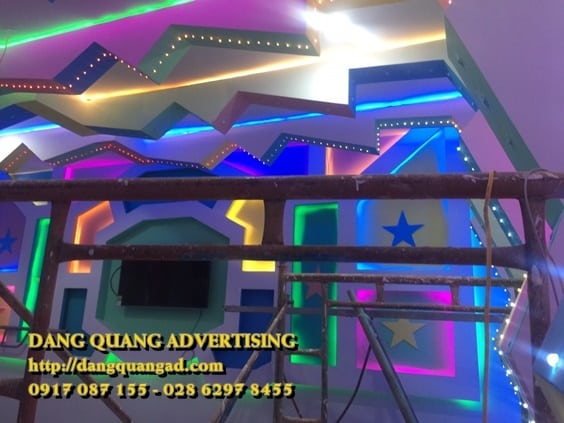 thi-cong-bang-hieu-karaoke (2)